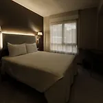 Otel Bilbi 2*